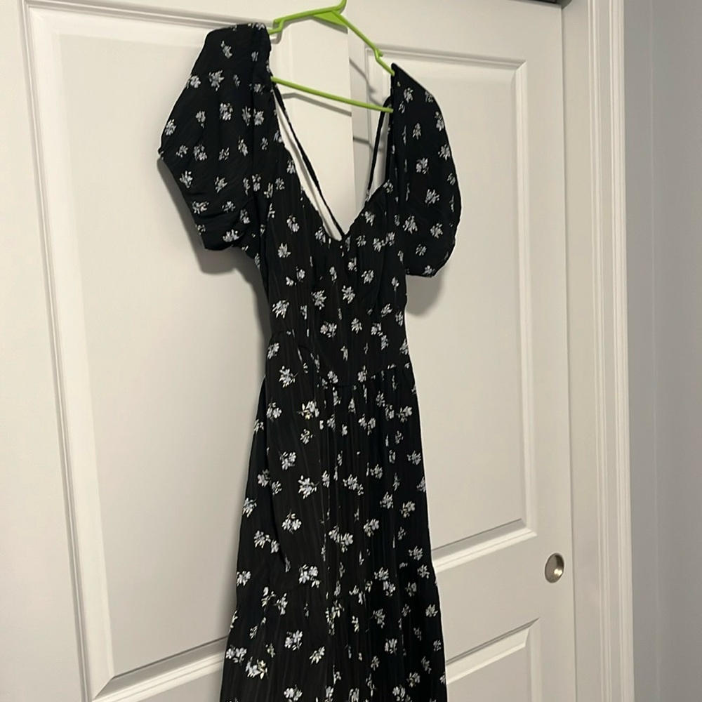 American Eagle XL tie back black floral dress
